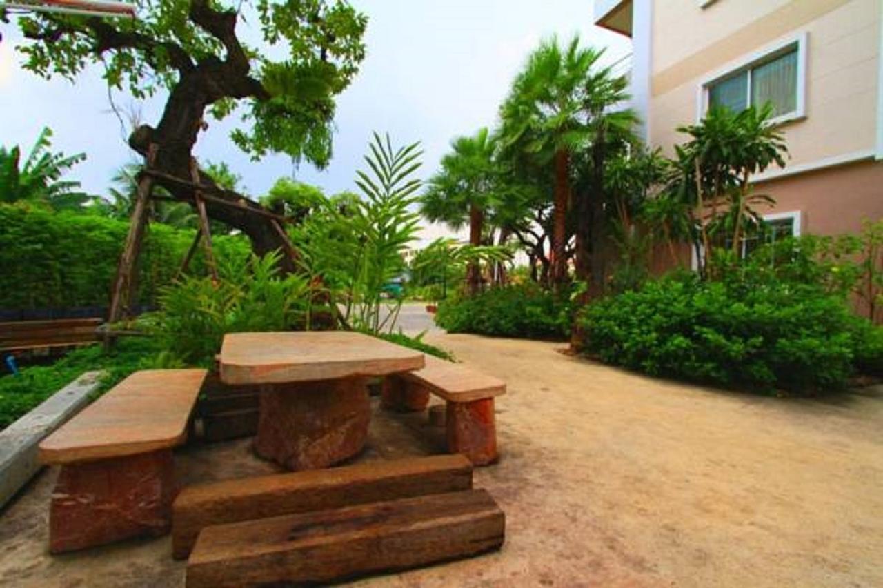 The Loft Resort Bangkok Eksteriør bilde